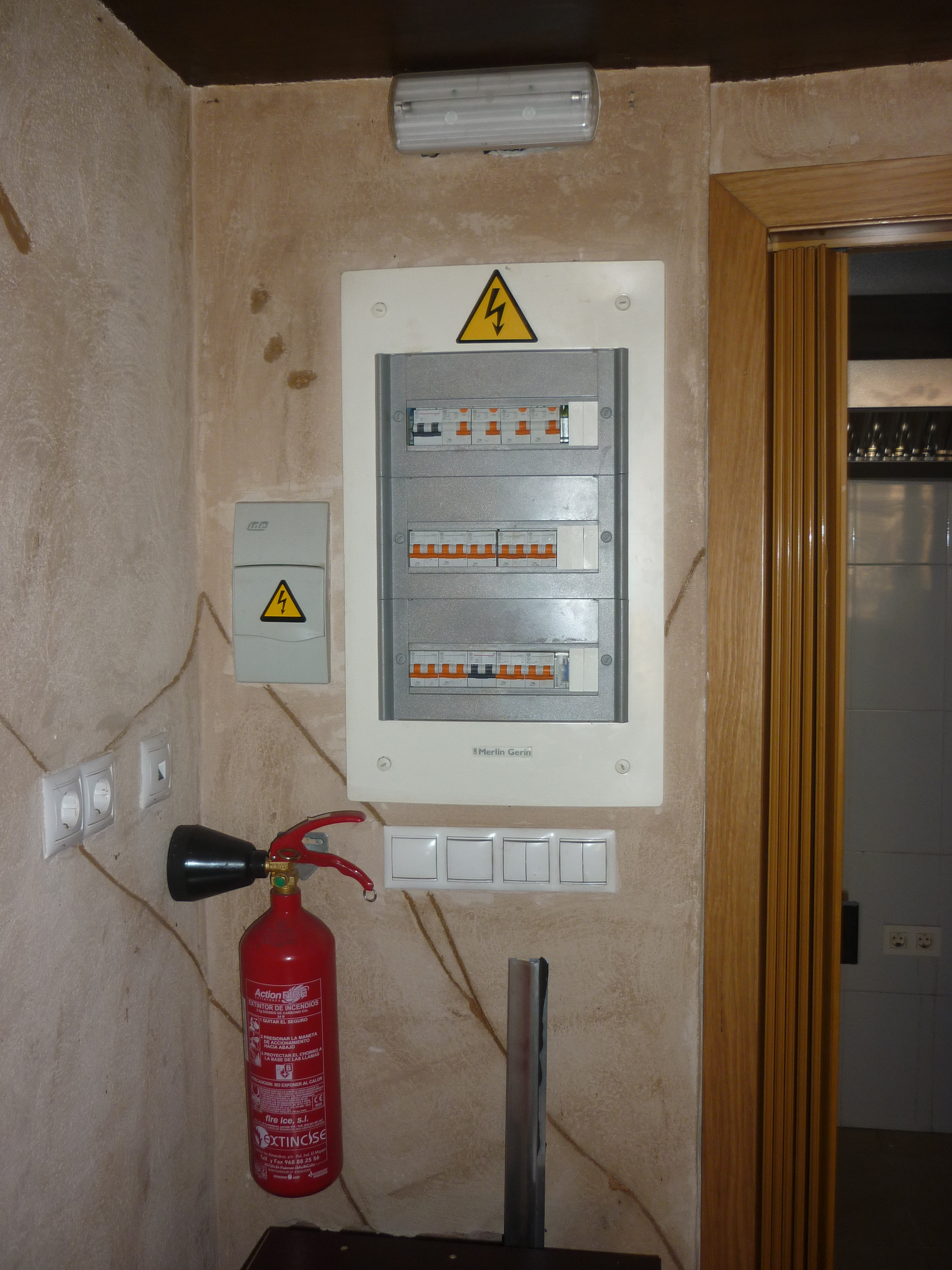 Legalización instalación eléctrica en bar sin Cocina