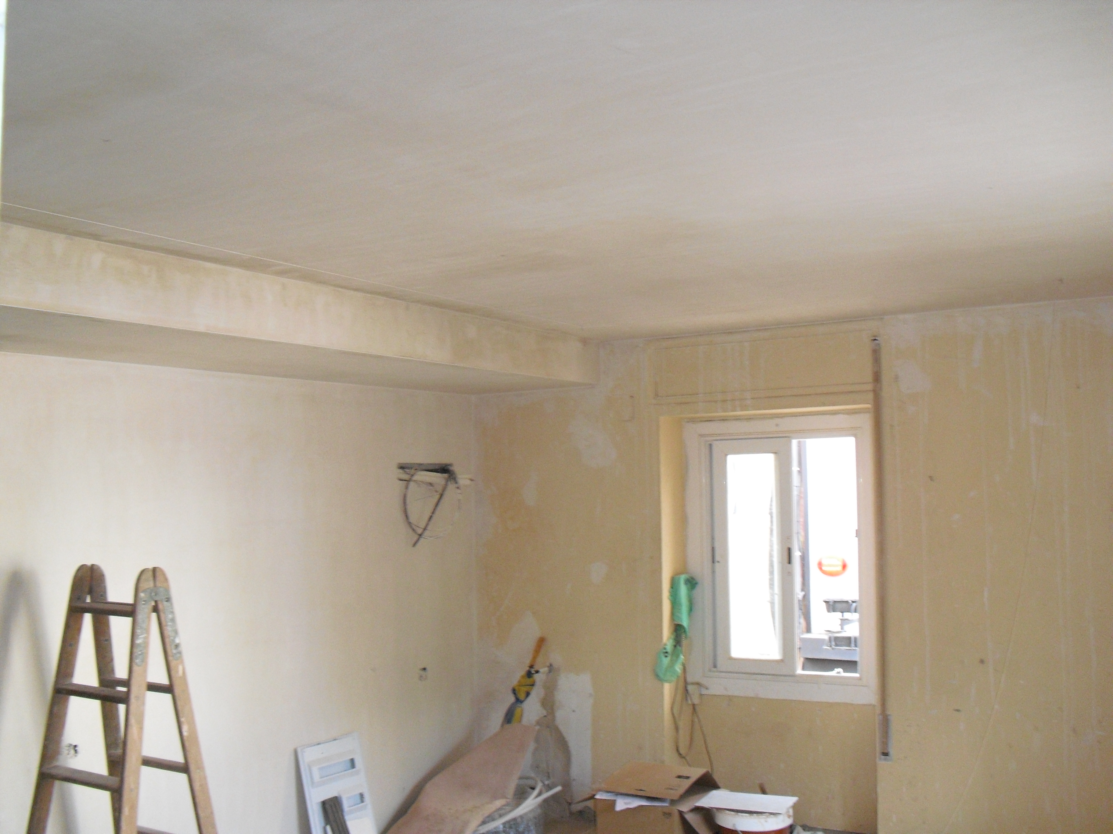 Reforma de vivienda,yeso y cajon de  escayola.