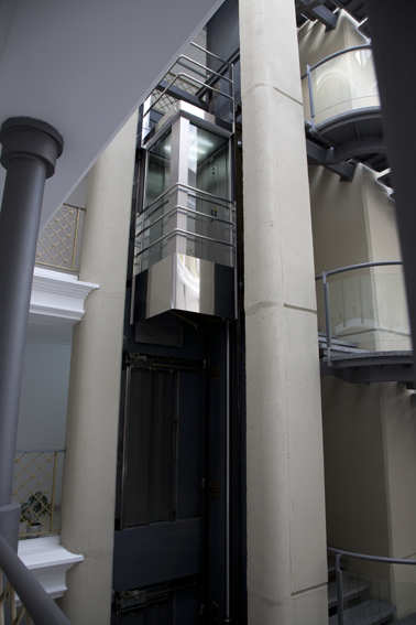 ASCENSOR 1 vista 2