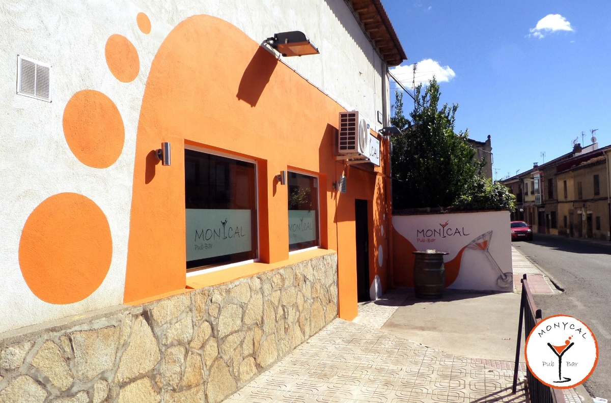 monycal pub-bar