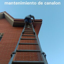 limpieza de canalón vivienda unifamiliar