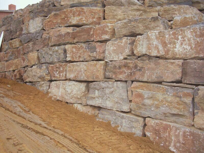 muro escollera piedra natural