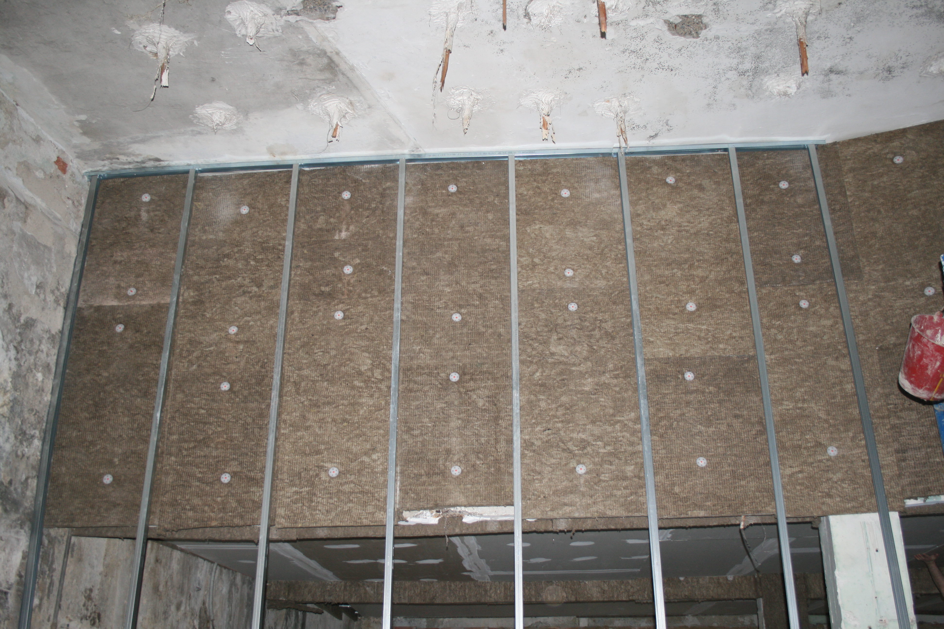 Insonorización de local para realización de txokos.