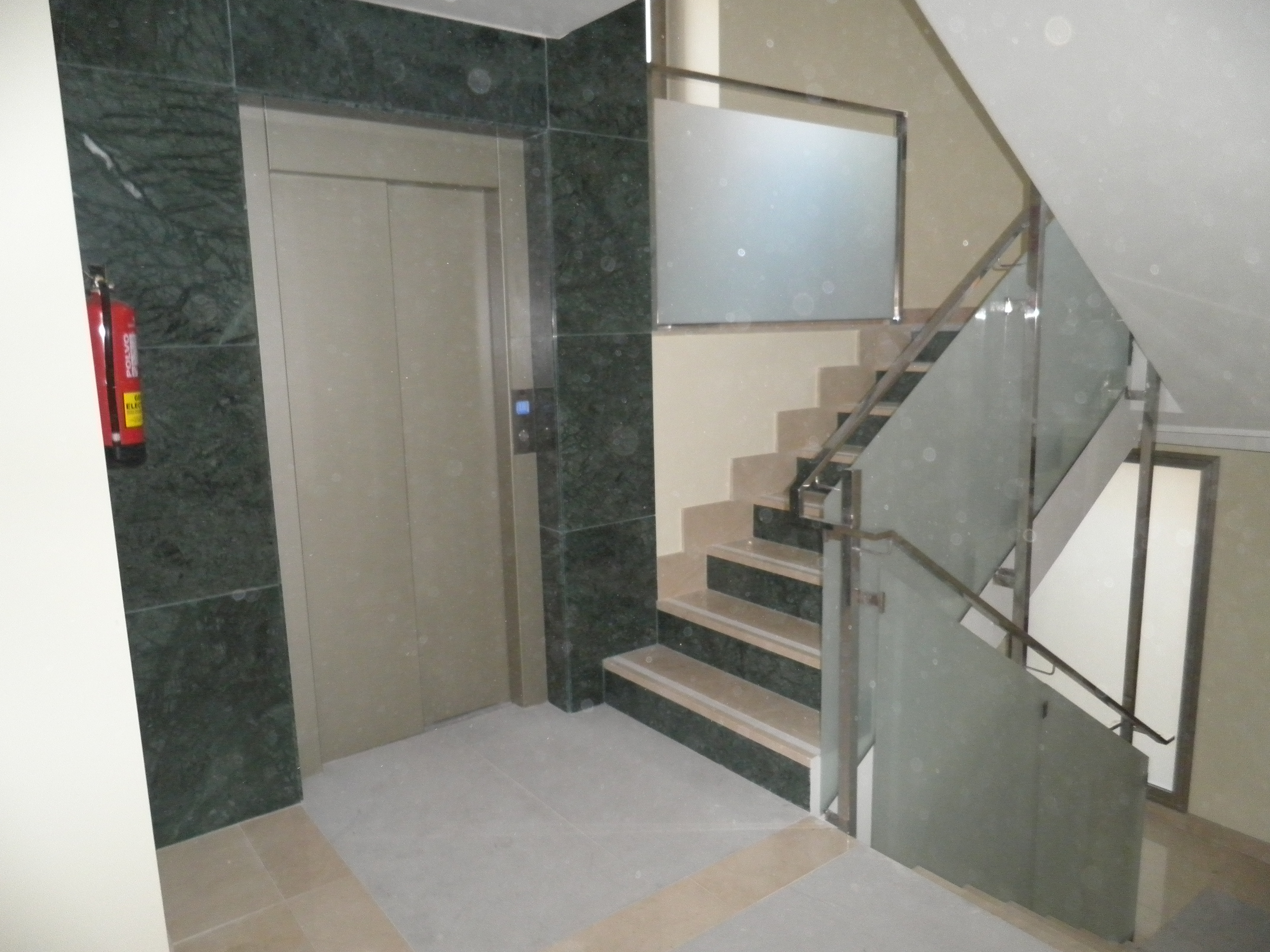 15 viviendas garajes y trasteros en Zamora