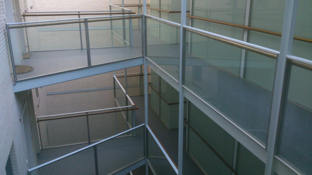 pavimento linóleo rellanos escalera vecinos