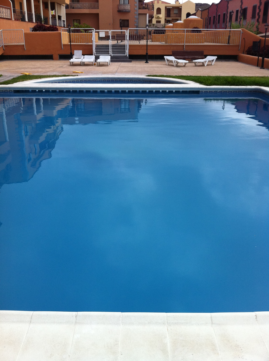 PISCINA 4