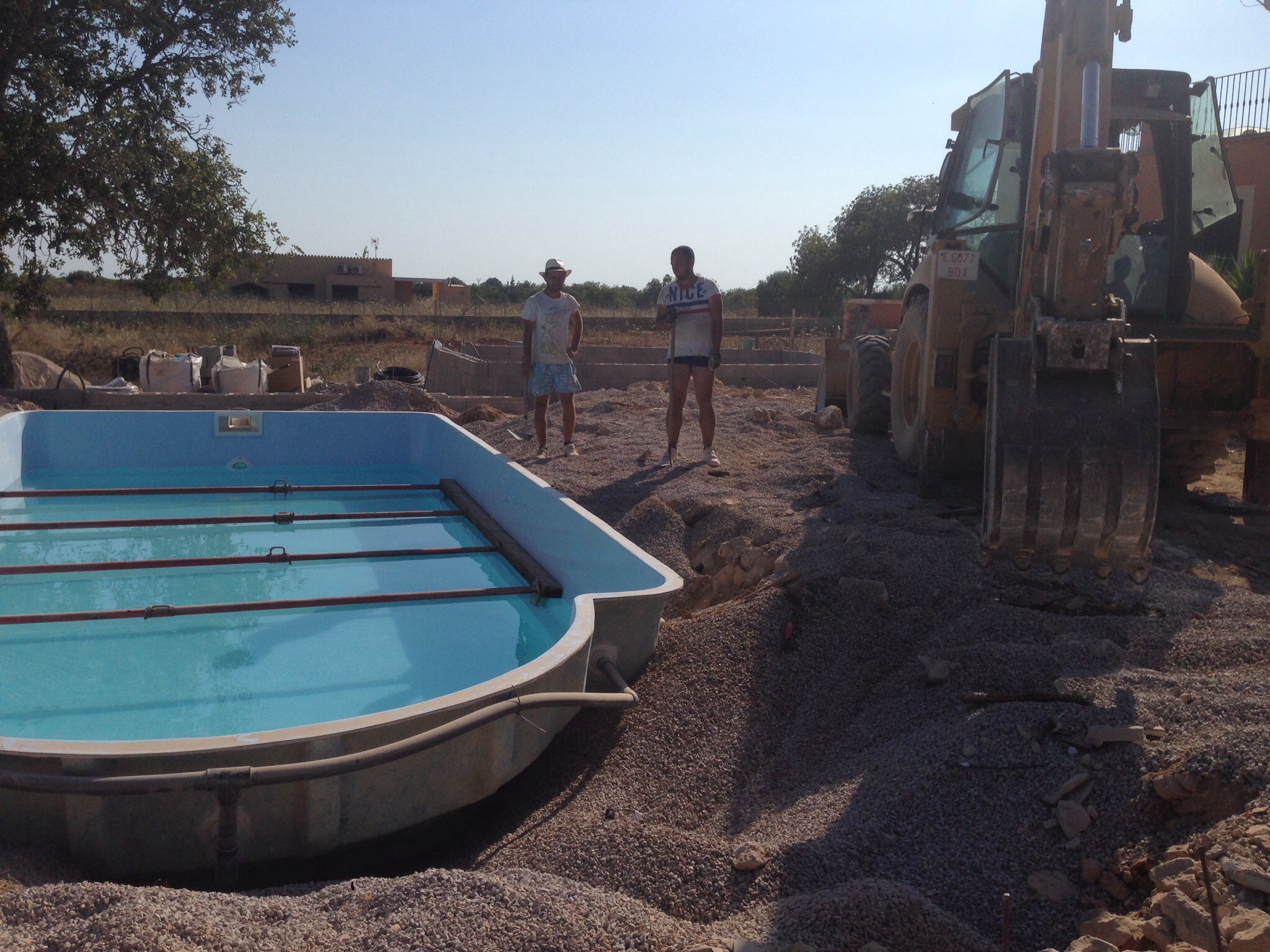 Piscina de fibra 10x4 m 