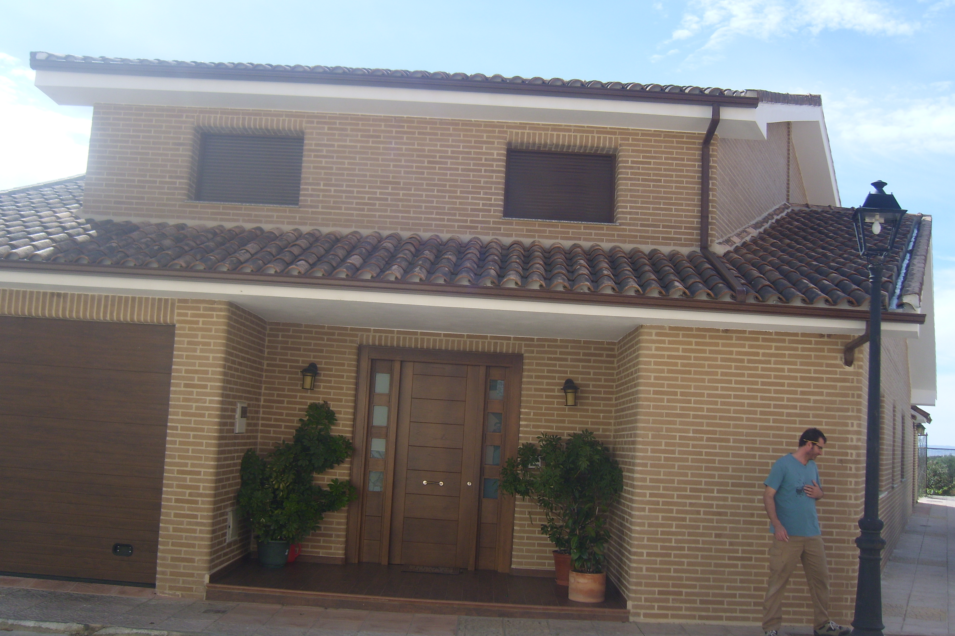 PORTAL DE ENTRADA VIVIENDA UNIFAMILAR