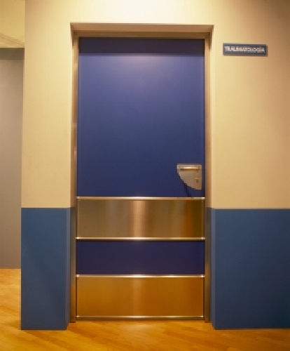 PUERTA PANELADA CORTAFUEGO