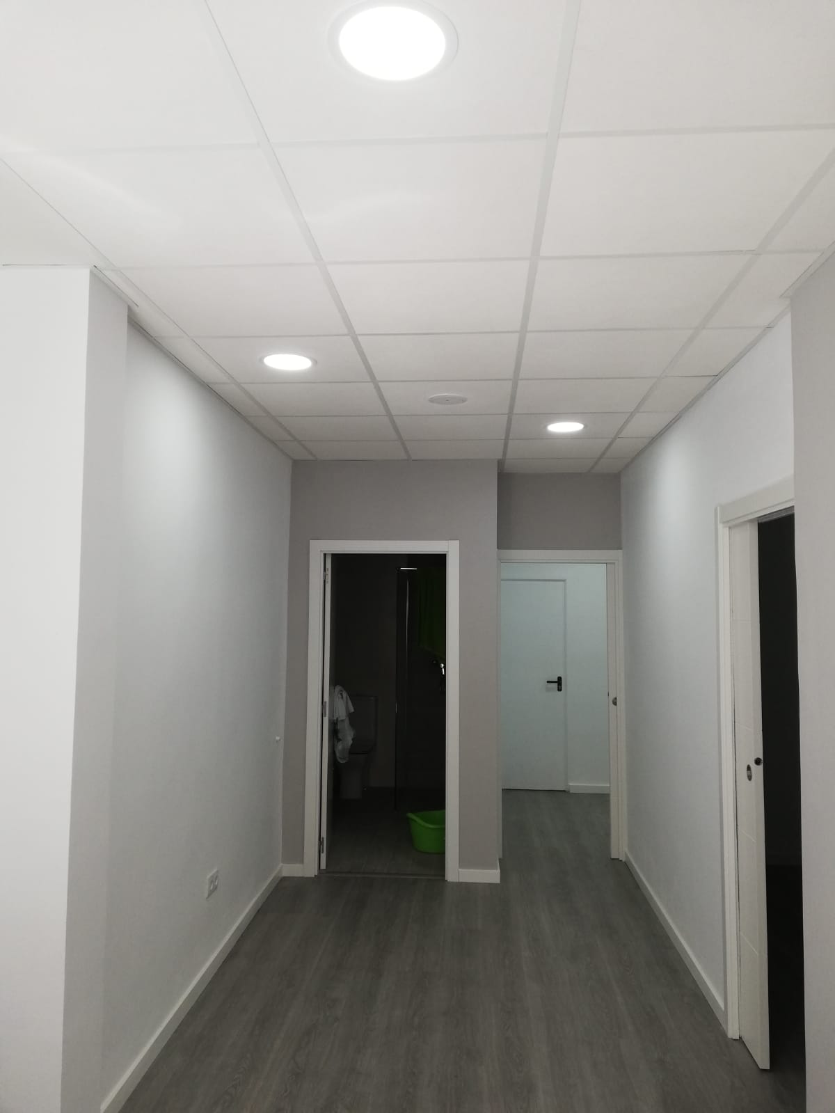 Reforma bajo comercial