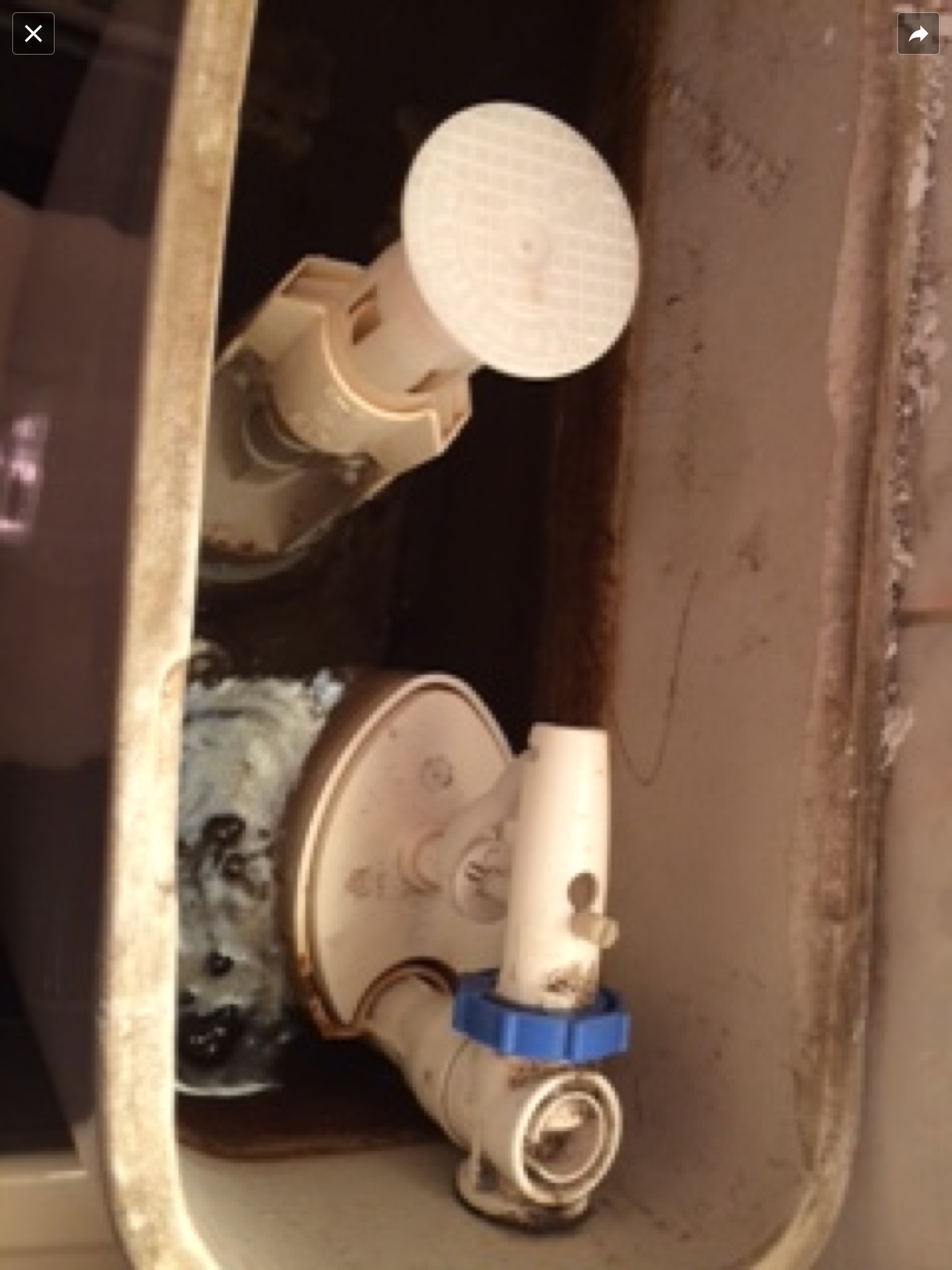 Reparación mecanismos de cisternas