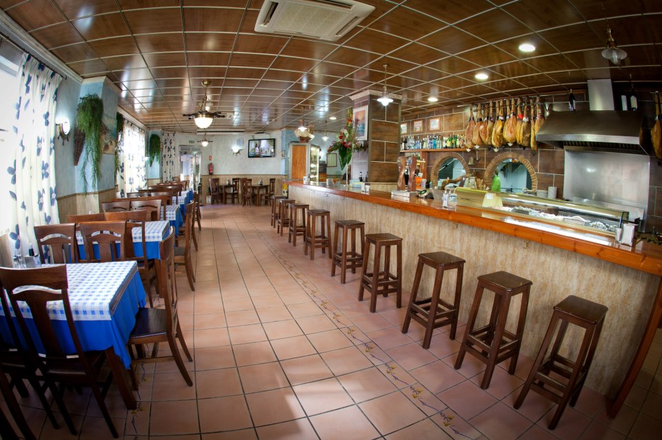 PROINED, realiza proyecto de Restaurante.