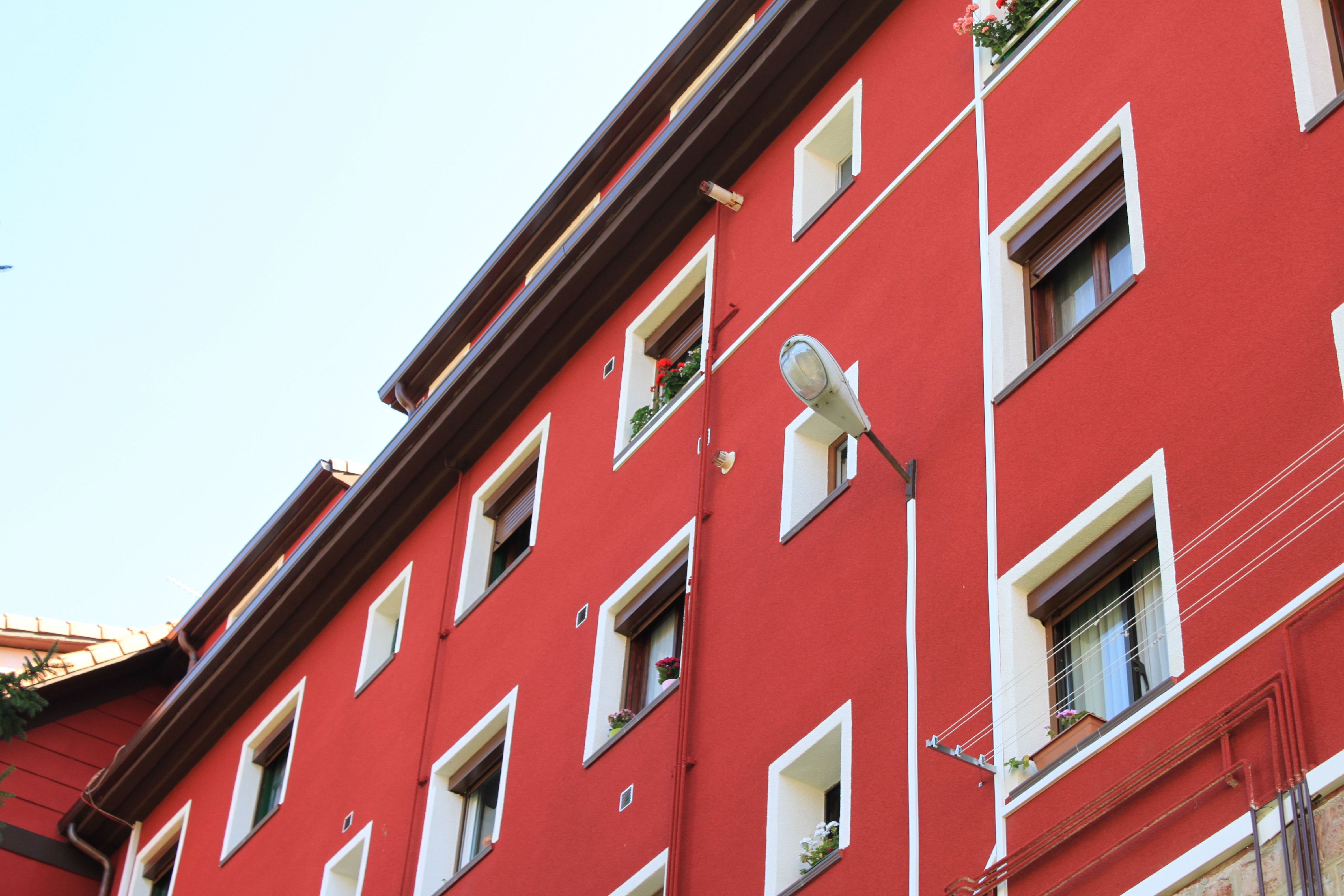 REVESTIMIENTO FACHADA - G