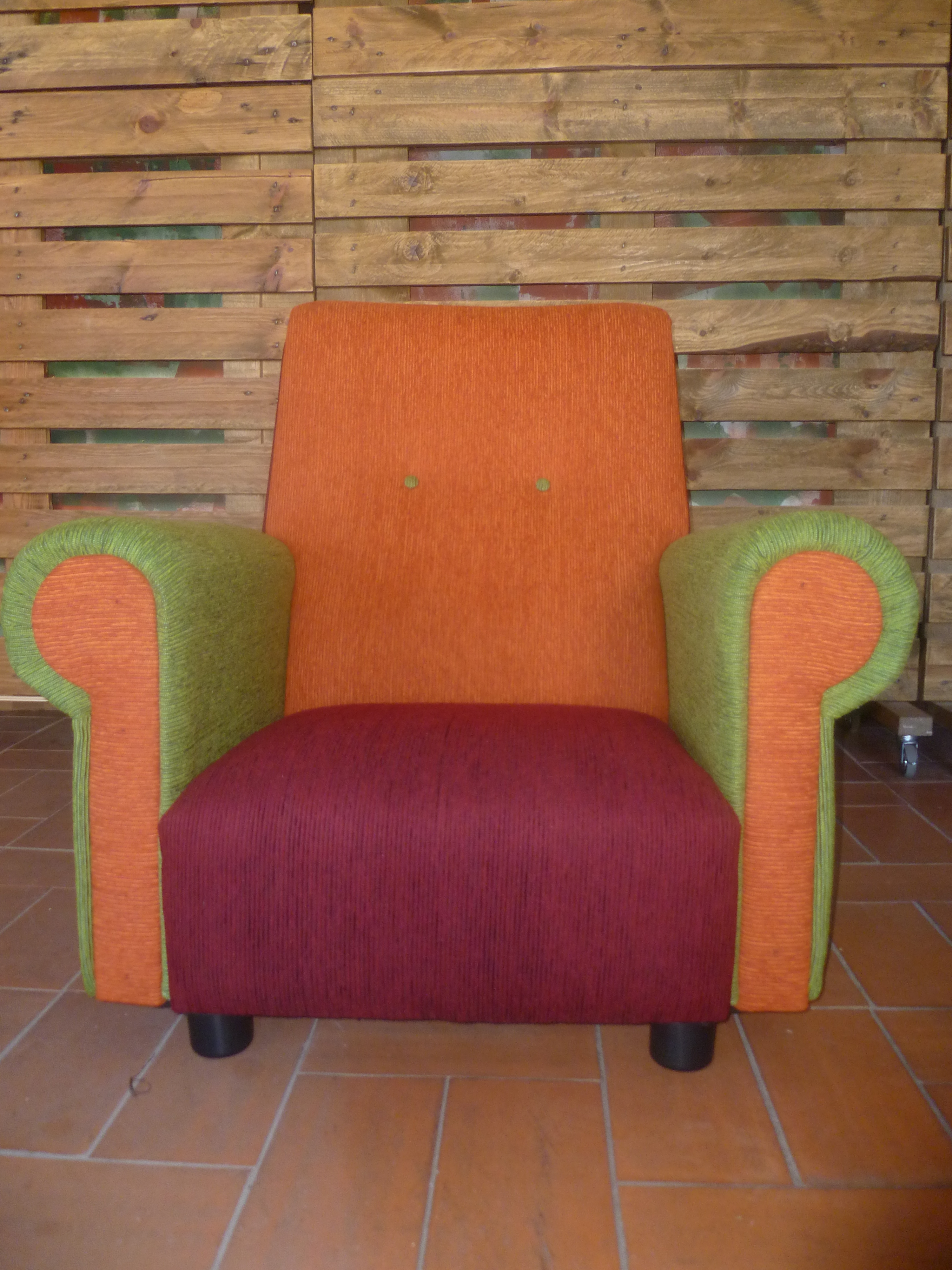 Sillón "tricolor" después.