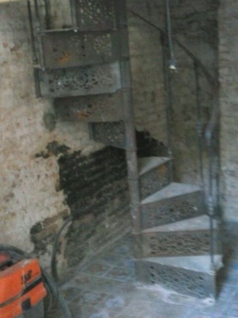 ESCALERA DE FUNDICION