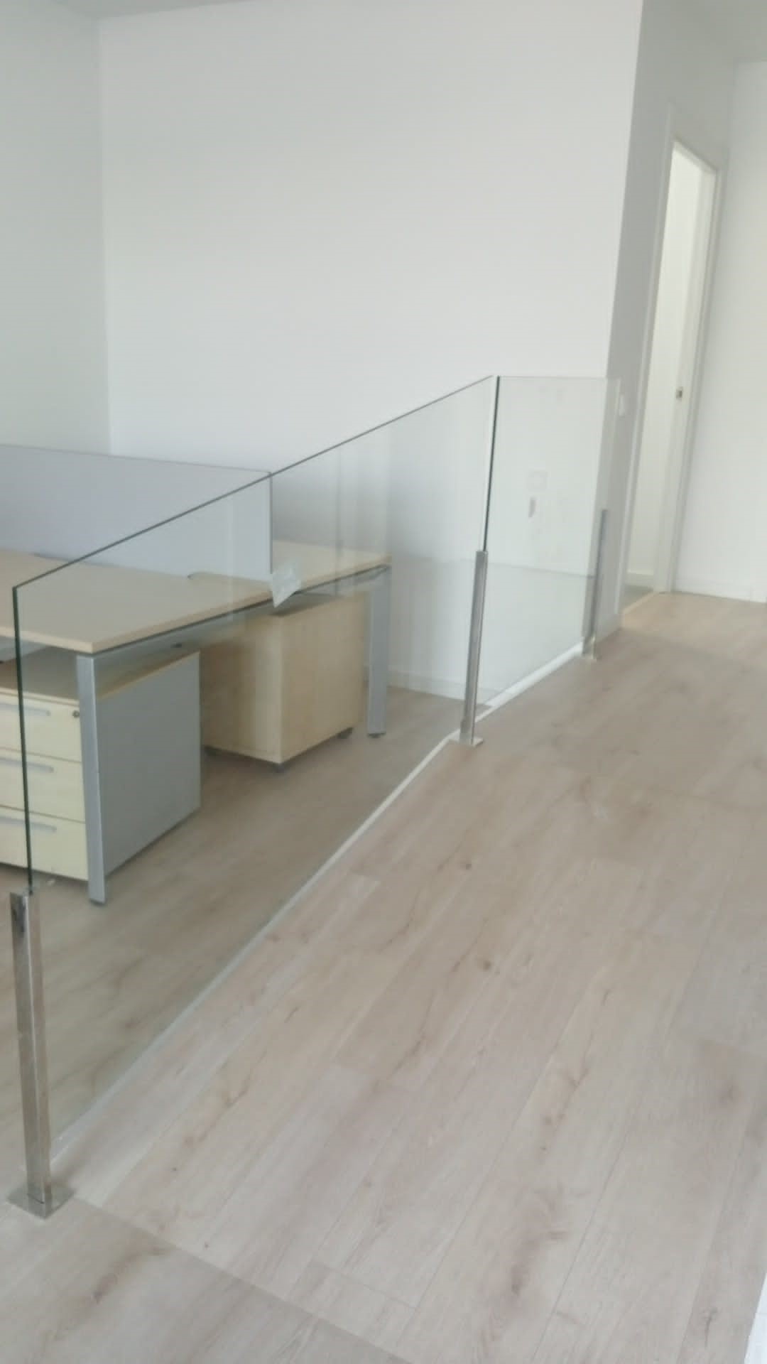 REPOSICIÓN BARANDILLA