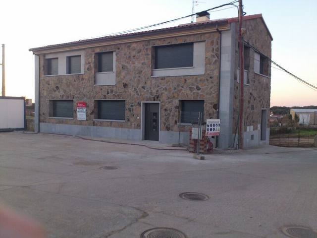 VIVIENDAS UNIFAMILIARES