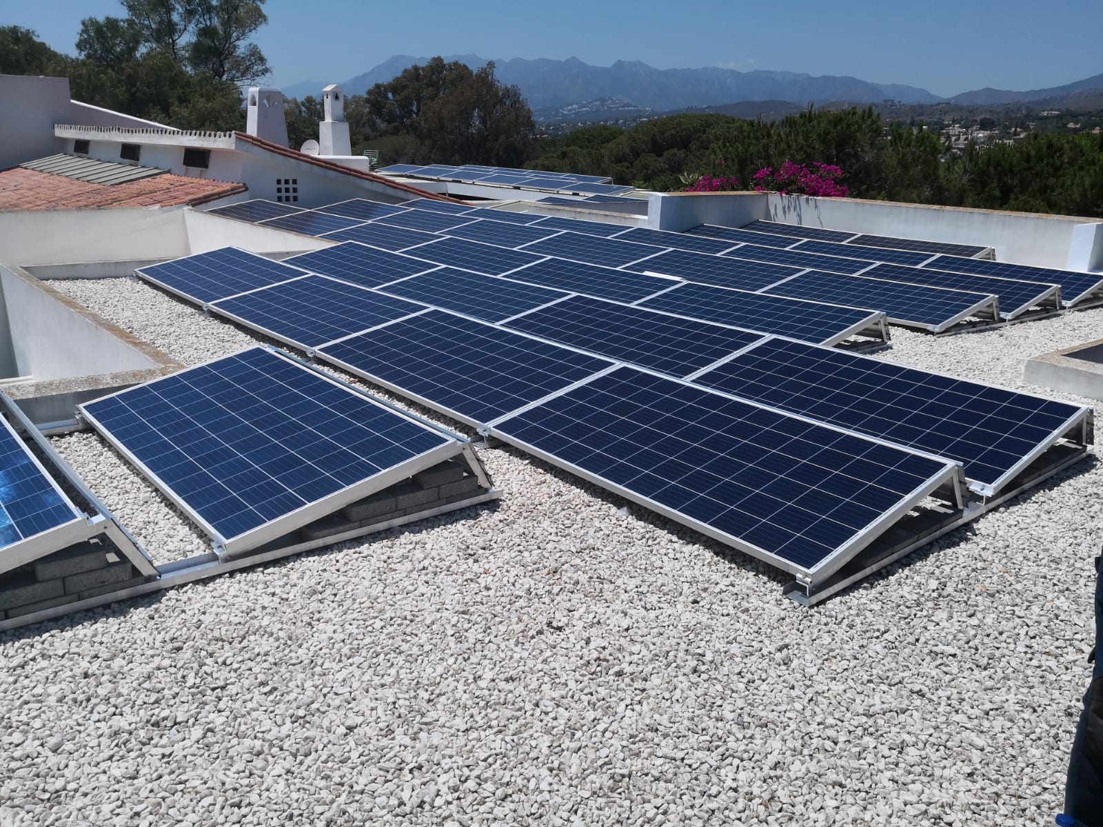 Fotovoltaica aerodinamica sin perforacion