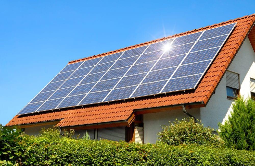 Paneles solares en su vivienda