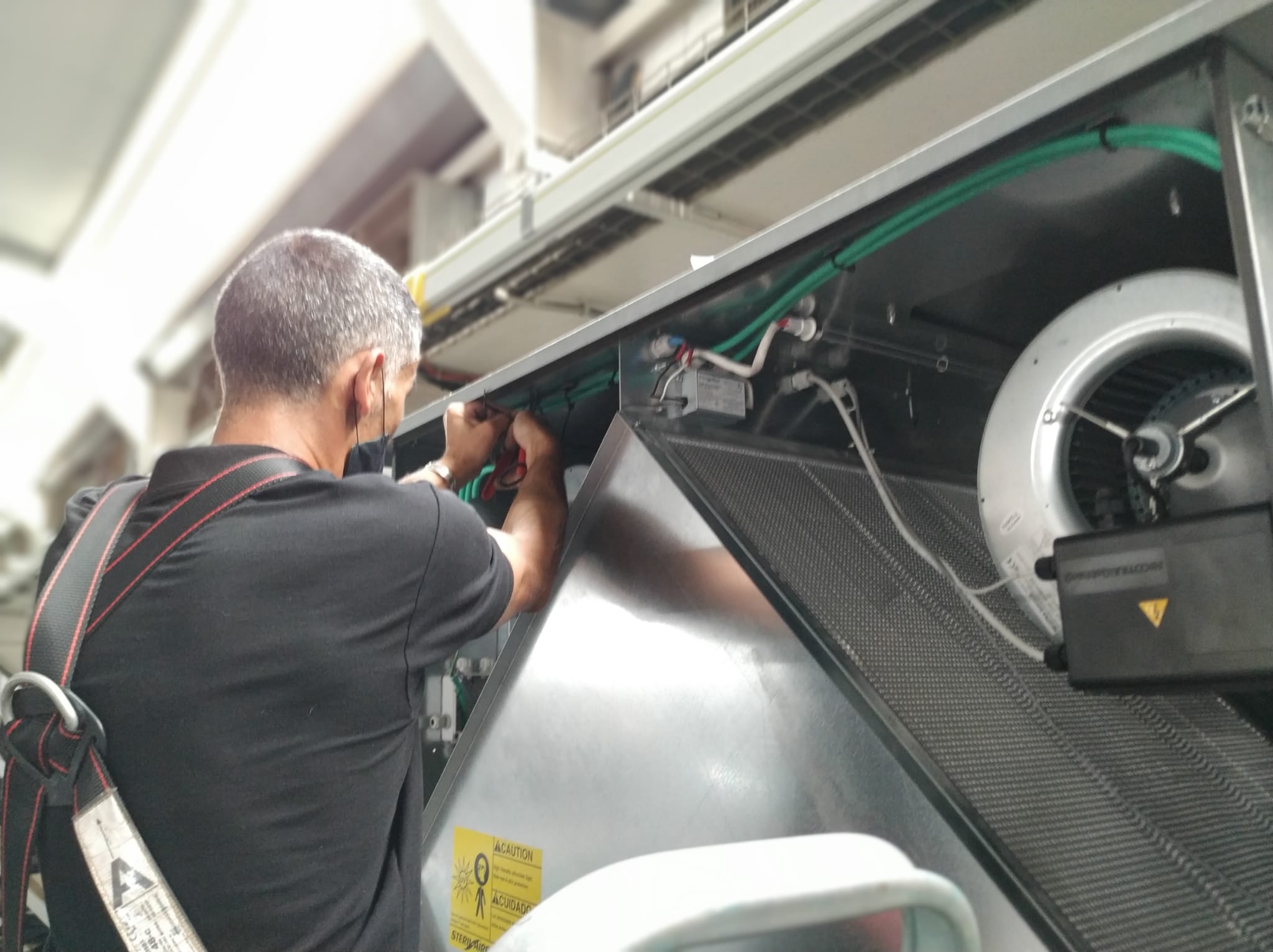 Instalación de sistemas germicidas UVC