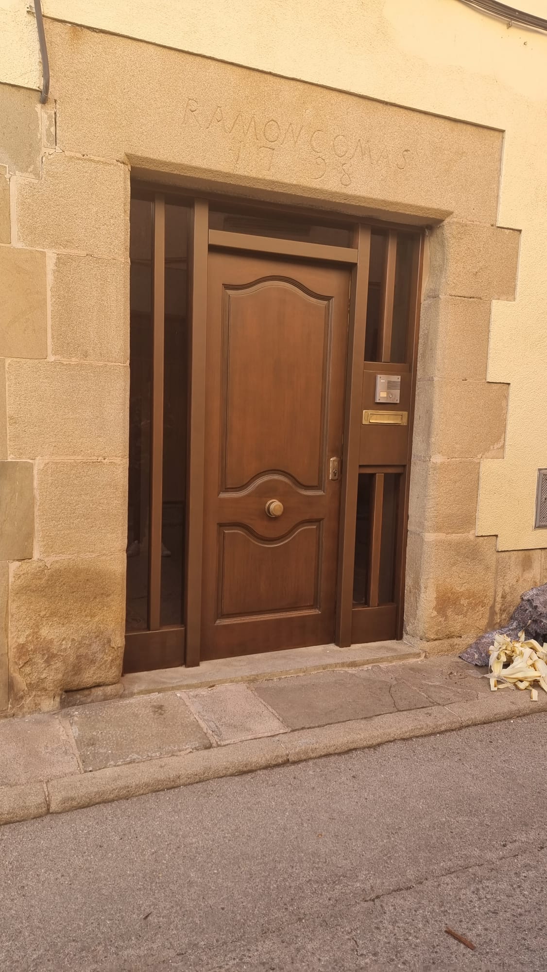 Renovacion Puerta y Garaje