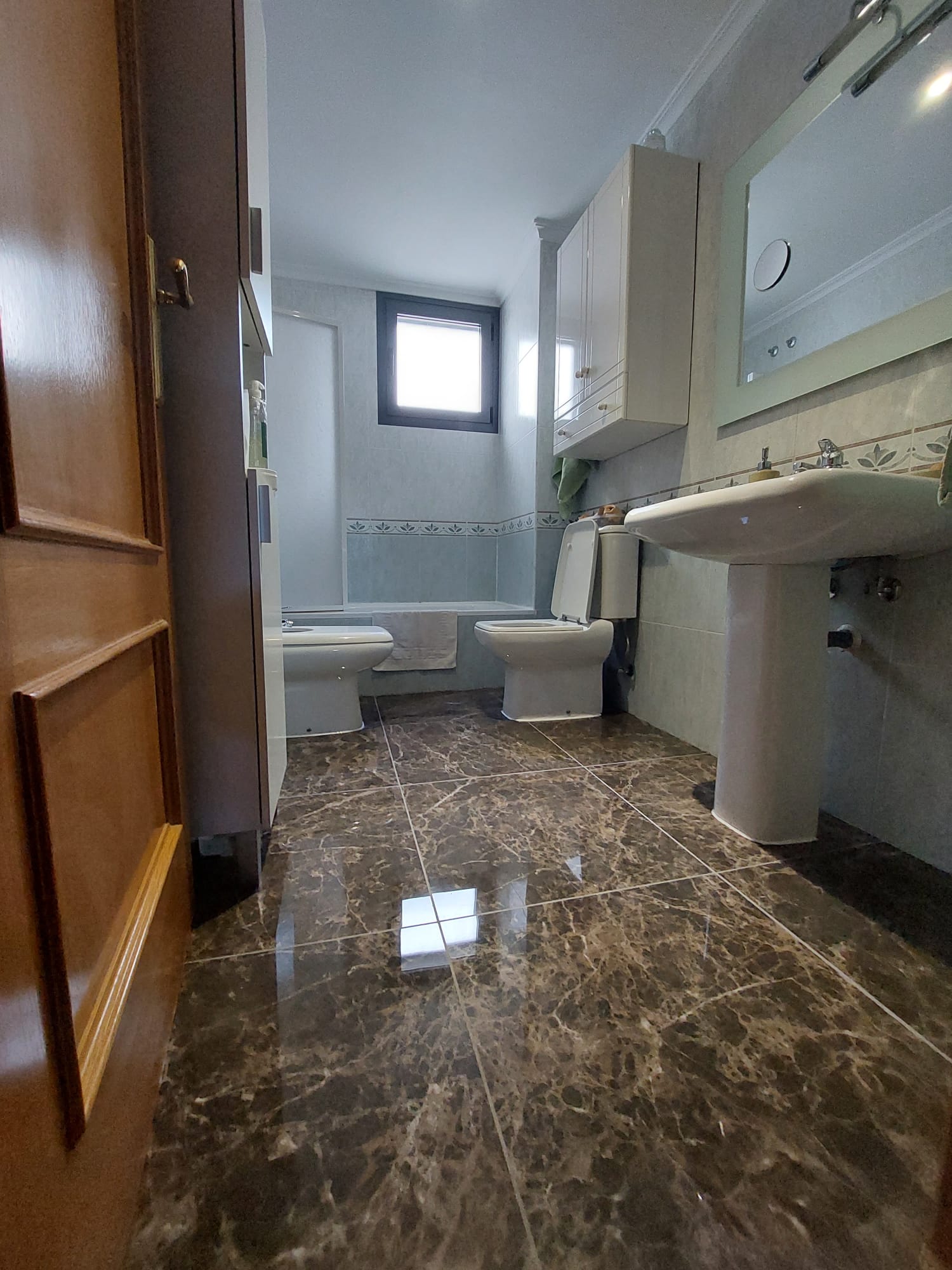 Colocación Suelo Porcelánico en Baño 2