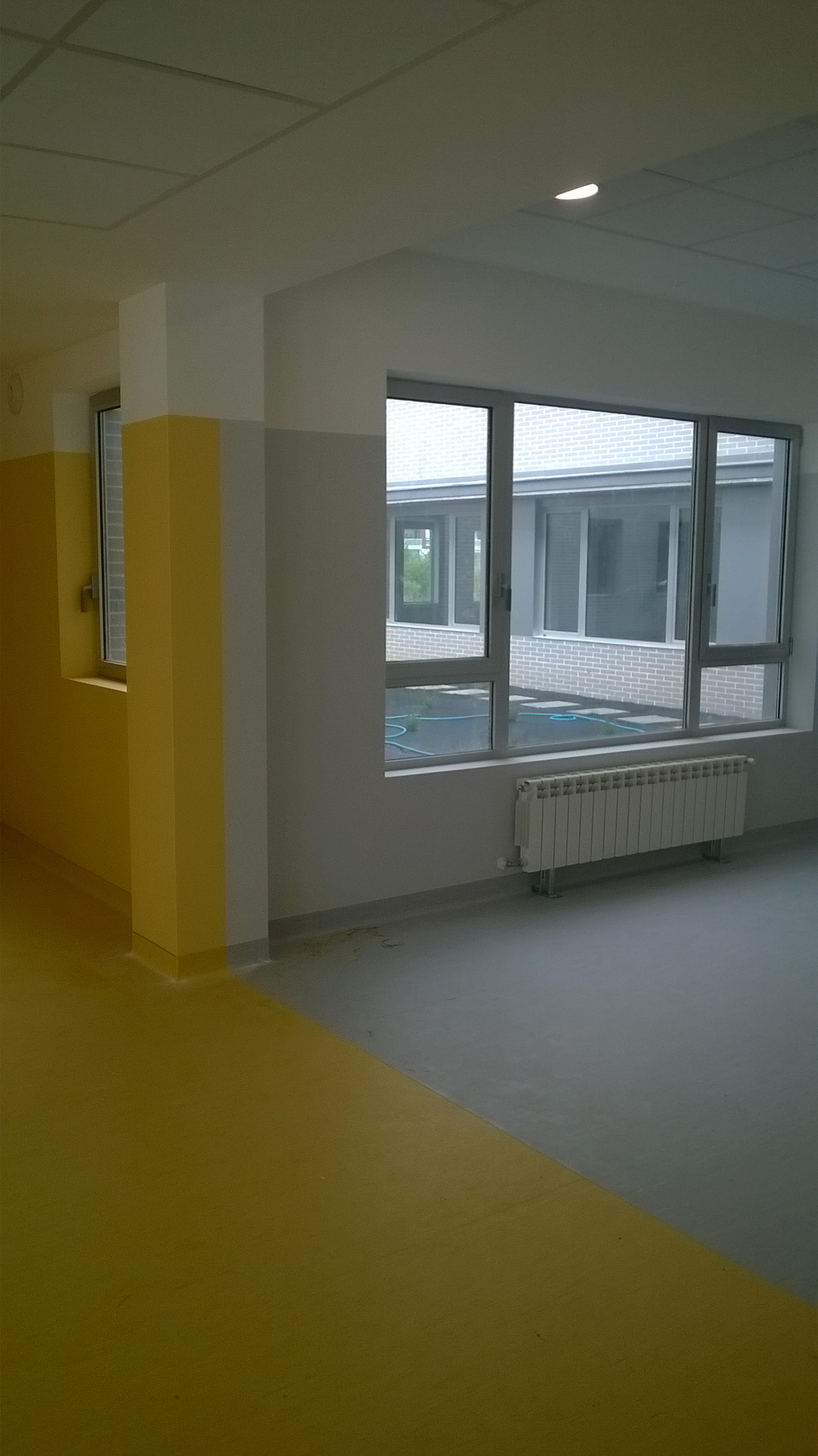 Suwide a dos colores