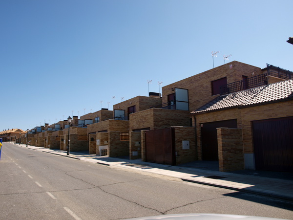 12 VIVIENDAS UNIFAMILIARES ZONA NORTE EN AVILA