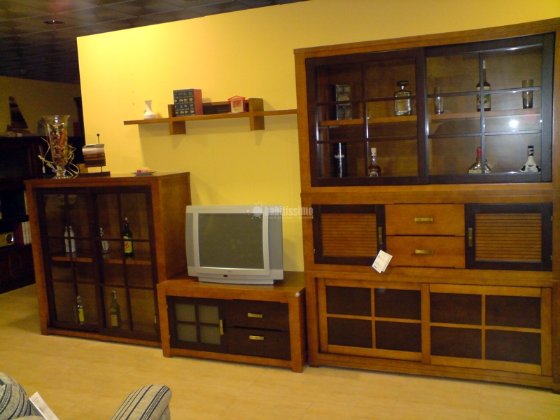 Oferta liquidación, muebles con grandes descuentos