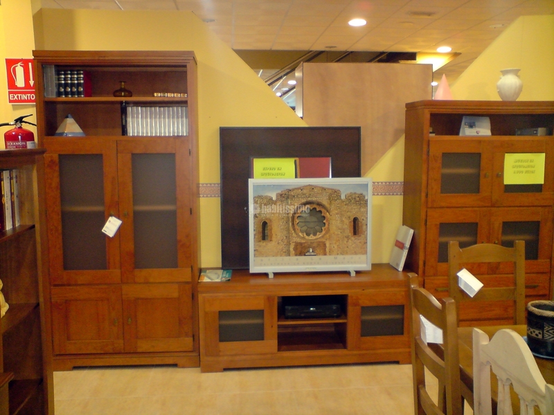 Oferta liquidación, muebles con grandes descuentos