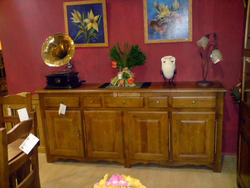 Oferta liquidación, muebles con grandes descuentos