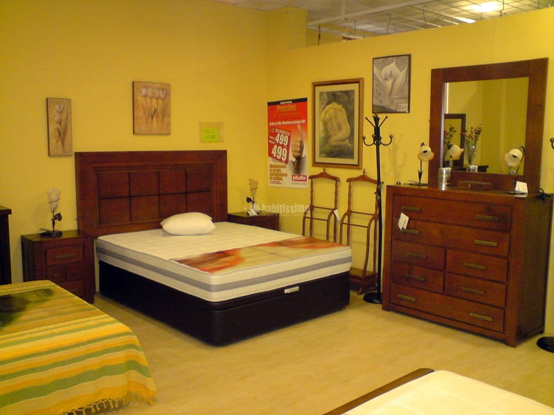 Oferta liquidación, muebles con grandes descuentos