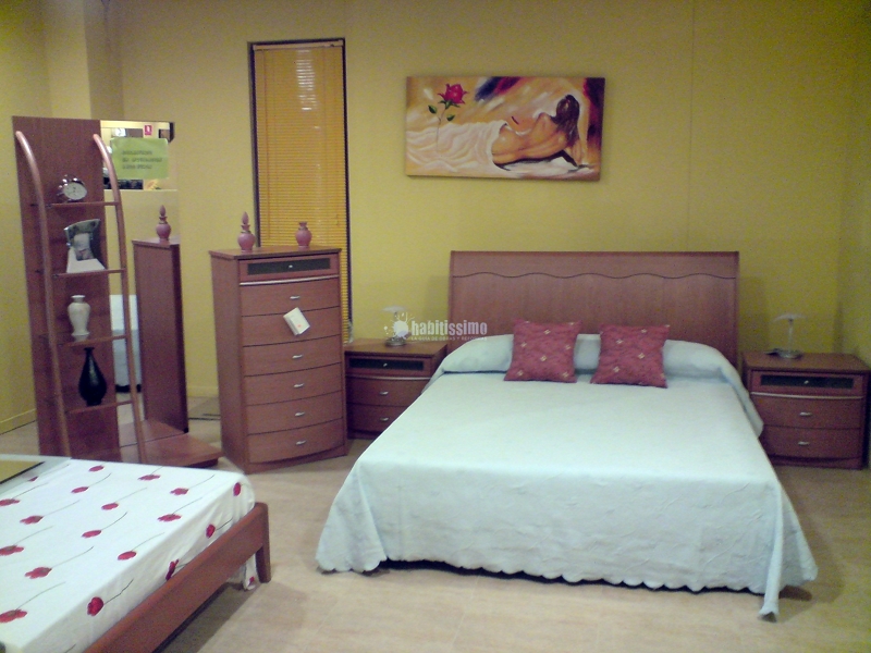 Oferta liquidación, muebles con grandes descuentos
