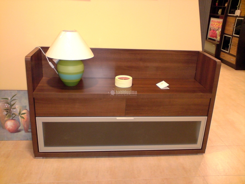 Oferta liquidación, muebles con grandes descuentos