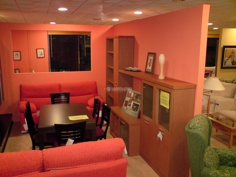 Oferta liquidación, muebles con grandes descuentos