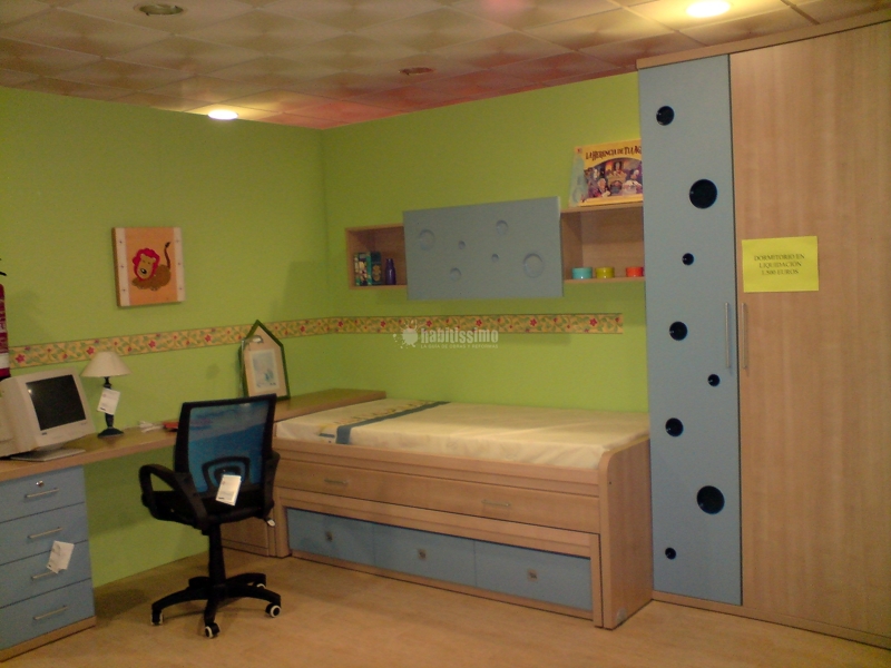 Oferta liquidación, muebles con grandes descuentos