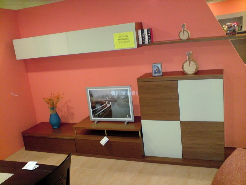Oferta liquidación, muebles con grandes descuentos