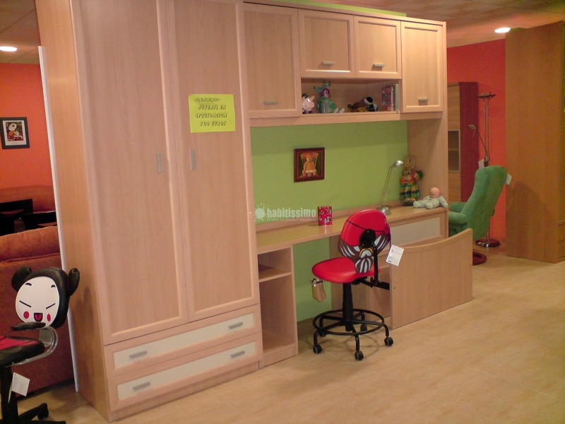 Oferta liquidación, muebles con grandes descuentos