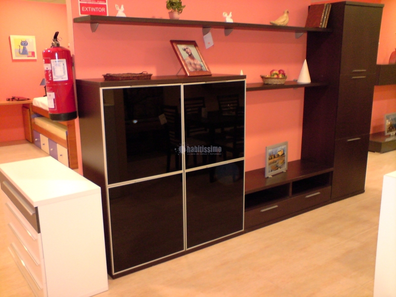 Oferta liquidación, muebles con grandes descuentos