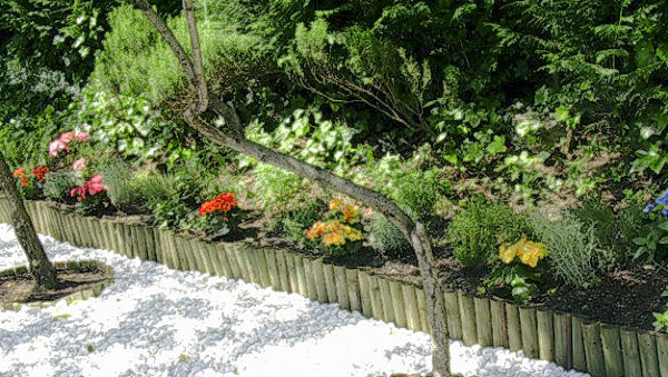 299,90 €  MACIZO DE AROMÁTICOS Y FLOR