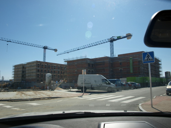 60 VIVIENDAS VPO ZONA SUR EN AVILA