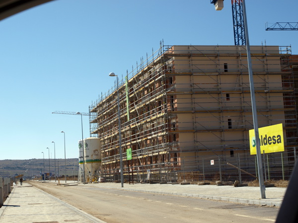 60 VIVIENDAS VPO ZONA SUR EN AVILA