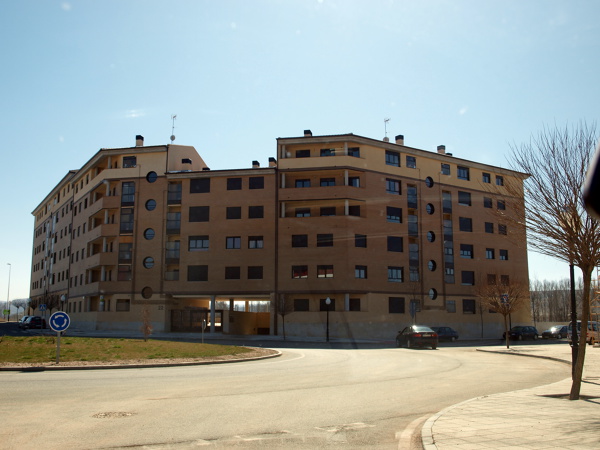65 VIVIENDAS VPO ZONA SUR EN AVILA