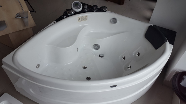 bañera hidromasaje
