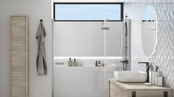 baño con hornacina