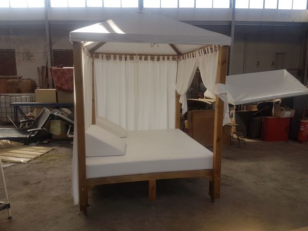 Cama Ibicenca  chilau