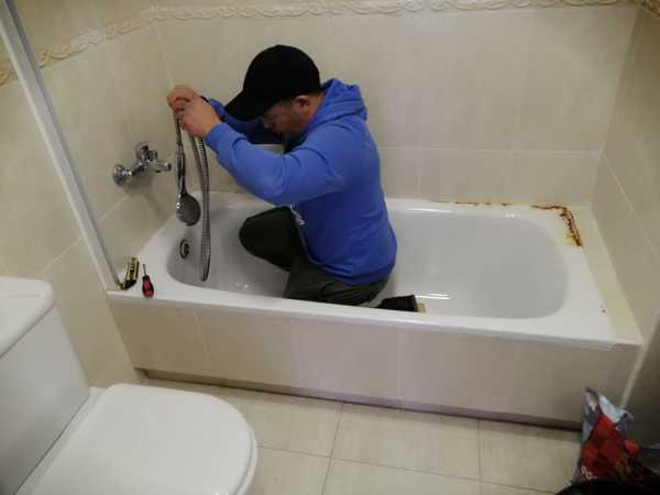 CAMBIO DE BAÑERA Y MAMPARA.