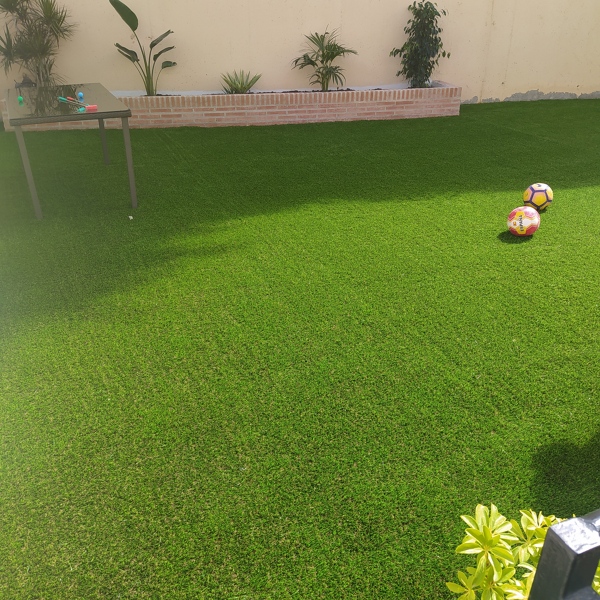 Césped artificial en tu terraza