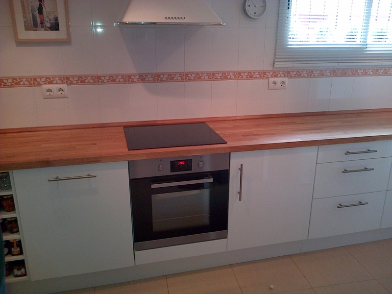 cocina abstrackt blanco brillante