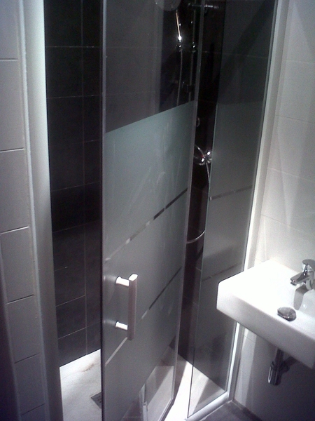 Colocacion mampara de baño